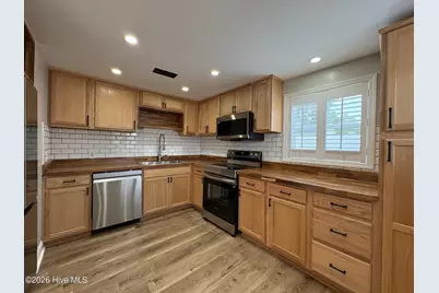 113 NW 12th Street, Oak Island, NC 28465 - Photo 5