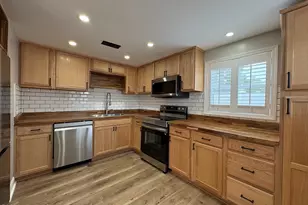 113 NW 12th St, Oak Island, NC 28465 - Photo 5