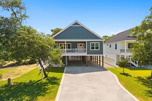 108 NE 64th St, Oak Island, NC 28465 - Photo 3