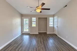 102 Derwent Ct, Greenville, NC 27858 - Photo 5