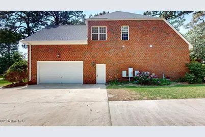 203 Sevendales Drive, Goldsboro, NC 27534 - Photo 3