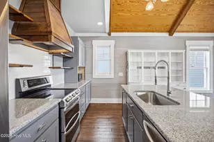 184 Sailfish St, Holden Beach, NC 28462 - Photo 19