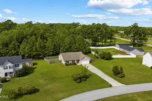 104 Blue Bird Ln, Newport, NC 28570 - Photo 5