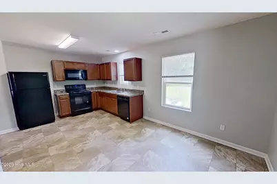 812 S 5th Avenue, Wilmington, NC 28401 - Photo 9