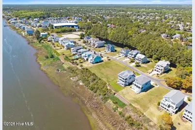 2831 Harborside Way, Southport, NC 28461 - Photo 9