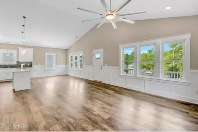 152 NE 1st Street, Oak Island, NC 28465 - Photo 3