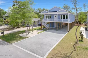 152 NE 1st St, Oak Island, NC 28465 - Photo 33