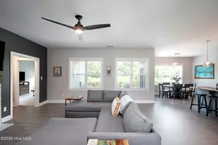 421 Taylorwood Dr, Beaufort, NC 28516 - Photo 7