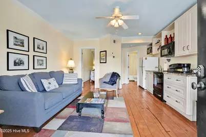 102 S 2nd Street #Unit 210, Wilmington, NC 28401 - Photo 9