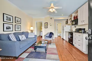 102 S 2nd St, Wilmington, NC 28401 - Photo 9