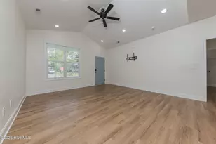111 Hampton Ct, Jacksonville, NC 28546 - Photo 13