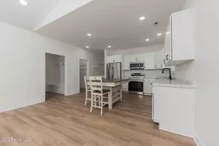 111 Hampton Ct, Jacksonville, NC 28546 - Photo 11