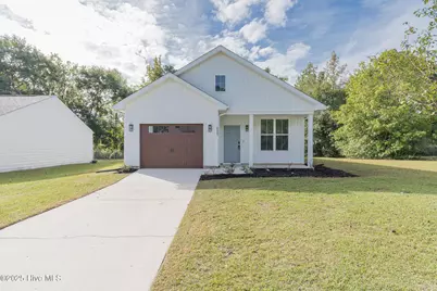 111 Hampton Court, Jacksonville, NC 28546 - Photo 1