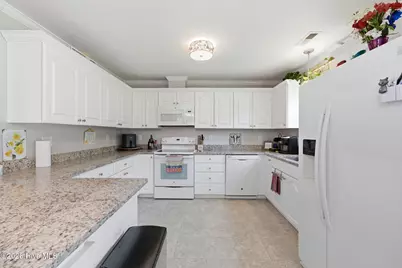85 Plantation Oaks Drive, New Bern, NC 28560 - Photo 13