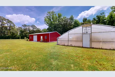708 N Sunset Street, Atkinson, NC 28421 - Photo 3