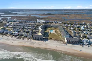 918 N New River Dr, Surf City, NC 28445 - Photo 3