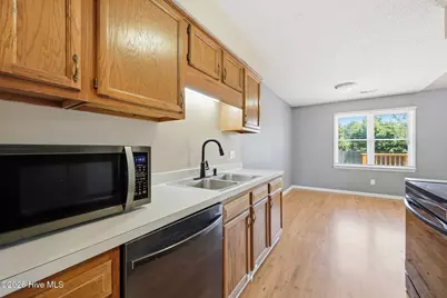 303 Plateau Drive, Greenville, NC 27858 - Photo 17