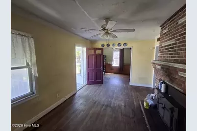 109 Sherwood Road, Jacksonville, NC 28540 - Photo 5