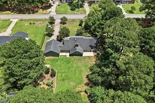 3905 Central Heights Rd, Goldsboro, NC 27434 - Photo 11