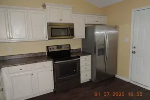 2439 Saddleridge Dr, Piney Green, NC 28544 - Photo 5