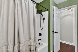 219 Regalwood Dr, Jacksonville, NC 28546 - Photo 23