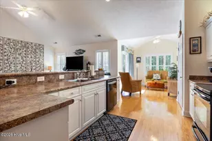 520 Catamaran Dr, Wilmington, NC 28412 - Photo 15