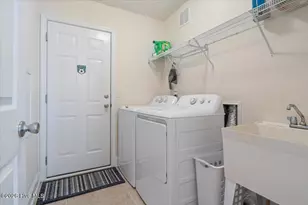 520 Catamaran Dr, Wilmington, NC 28412 - Photo 35