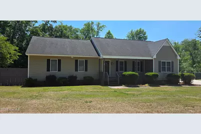 113 Lakeland Drive, Washington, NC 27889 - Photo 1