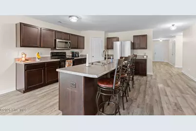 1103 Farmhouse Lane, Jacksonville, NC 28546 - Photo 7
