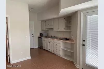 3127 Lakeside Commons Drive SE # 1, Southport, NC 28461 - Photo 3