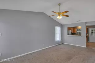 1081 W Pueblo Dr, Jacksonville, NC 28546 - Photo 3