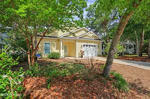 107 SE 35th St, Oak Island, NC 28465 - Photo 1