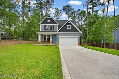 598 E L Ives Drive, Aberdeen, NC 28315 - Photo 1