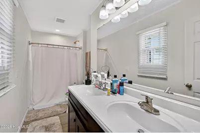 511 W St George Street, Southport, NC 28461 - Photo 13