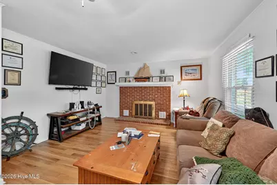 511 W St George Street, Southport, NC 28461 - Photo 5