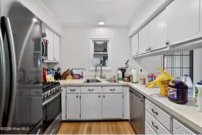 511 W St George Street, Southport, NC 28461 - Photo 7