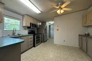 792 Wildwood Cir, Hampstead, NC 28443 - Photo 5