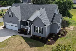 618 Broadmoor Ct, Grimesland, NC 27837 - Photo 49