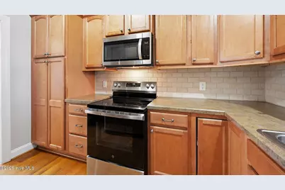 618 Broadmoor Court, Grimesland, NC 27837 - Photo 13
