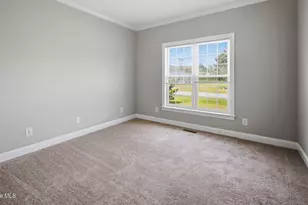 618 Broadmoor Ct, Grimesland, NC 27837 - Photo 29