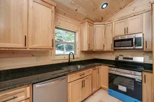 54 Hawthorne Ln, Murphy, NC 28906 - Photo 15