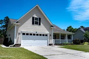 202 Croatan Woods Dr, New Bern, NC 28562 - Photo 3