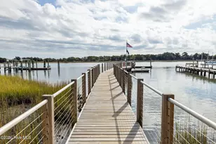 236 Leonda Dr, Beaufort, NC 28516 - Photo 33