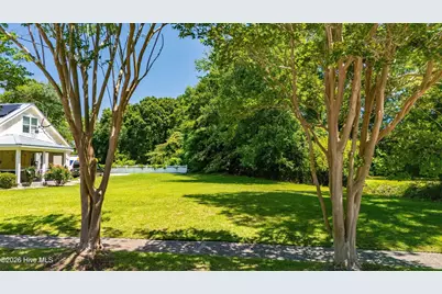 508 Church Street, Oriental, NC 28571 - Photo 11