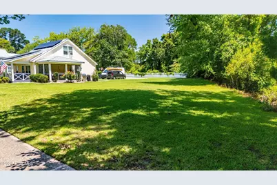 508 Church Street, Oriental, NC 28571 - Photo 13