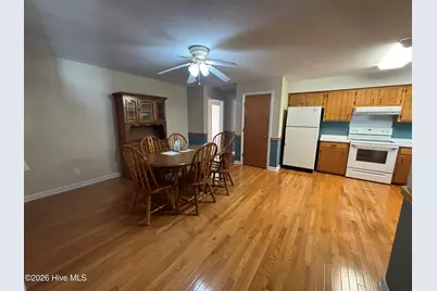 415 S McNeil Street, Burgaw, NC 28425 - Photo 5