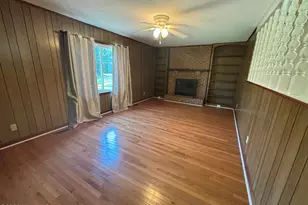 415 S Mcneil St, Burgaw, NC 28425 - Photo 11