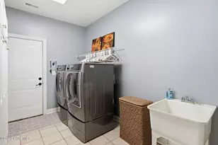 201 Brant Ct, Swansboro, NC 28584 - Photo 31
