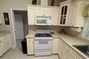 901 Firefly Ct, New Bern, NC 28560 - Photo 11
