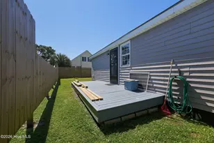 899 Island Rd, Harkers Island, NC 28531 - Photo 35